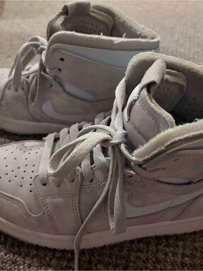 Jordan High Top Sneakers with Swoosh - Gray and Blue